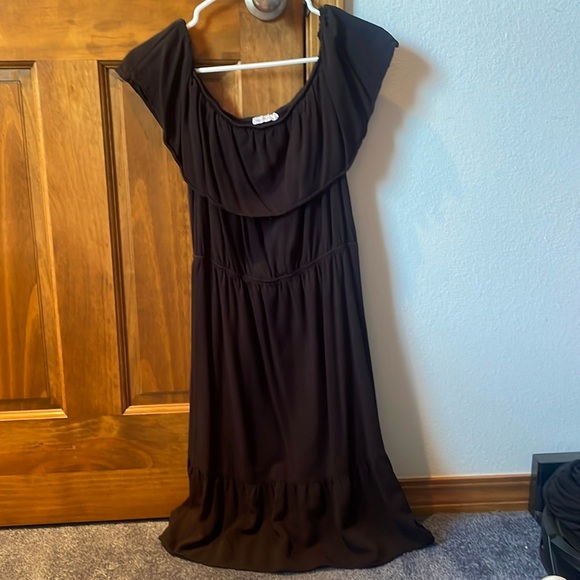 Heart & Hips Dresses & Skirts - Black Off The Shoulders Dress - NWOT - Medium